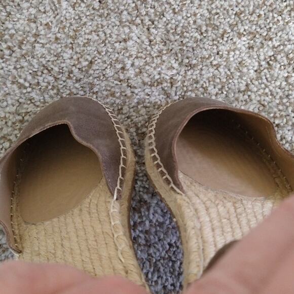 Eileen Fisher Metallic Lala Espadrille Flats Sandals Zip Back 8.5 Taupe - Picture 9 of 10